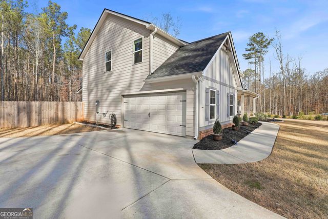 19 Allison Road, Moreland, GA 30259