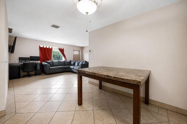 8771 SW 200th Ter, Cutler Bay, FL 33189