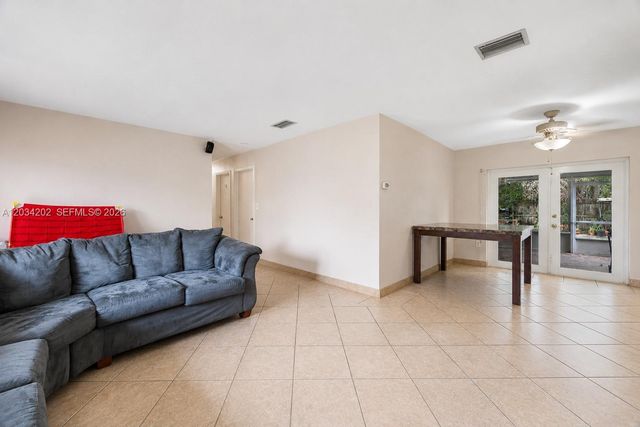 8771 SW 200th Ter, Cutler Bay, FL 33189