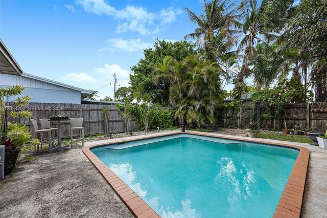 8771 SW 200th Ter, Cutler Bay, FL 33189