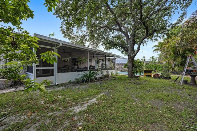 8771 SW 200th Ter, Cutler Bay, FL 33189