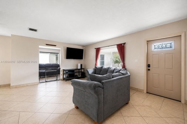 8771 SW 200th Ter, Cutler Bay, FL 33189