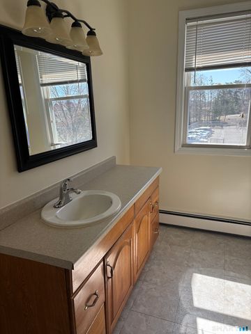 26 Hart Street 2, New Britain, CT 06052