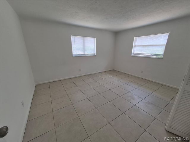 229 W Casurina Place, Beverly Hills, FL 34465