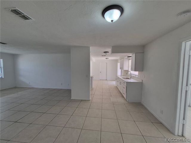 229 W Casurina Place, Beverly Hills, FL 34465