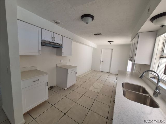 229 W Casurina Place, Beverly Hills, FL 34465