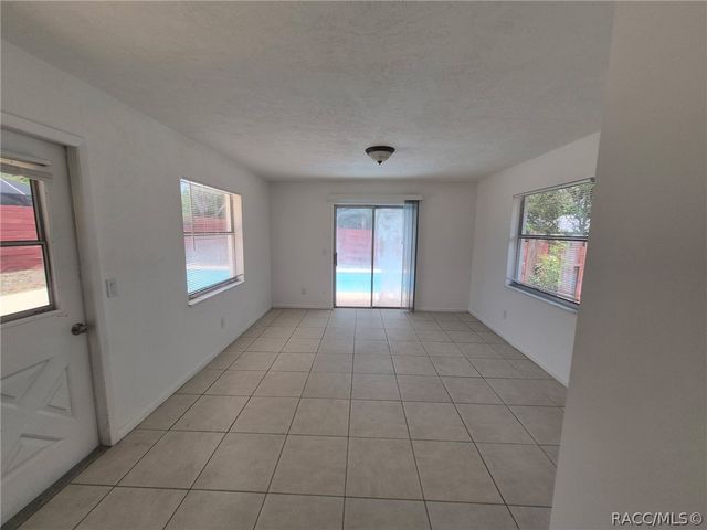 229 W Casurina Place, Beverly Hills, FL 34465