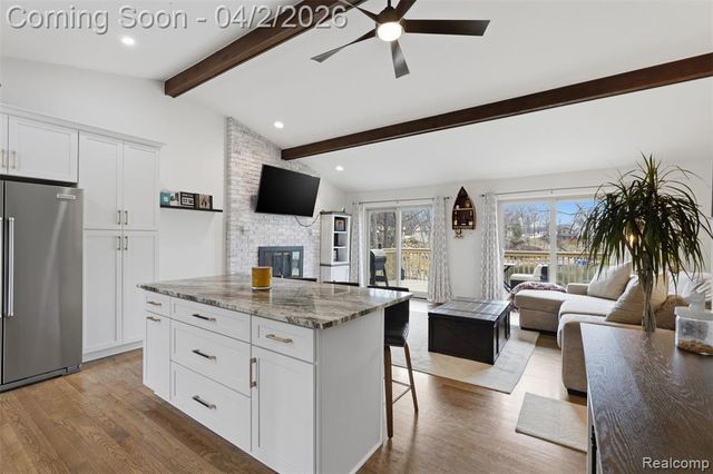 1929 Ridge Road, White Lake, MI 48383