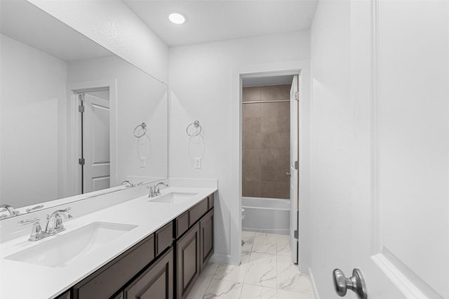 121 Rangel DR, Liberty Hill, TX 78642