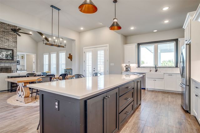 1005 Kingsley Court, Weatherford, TX 76087