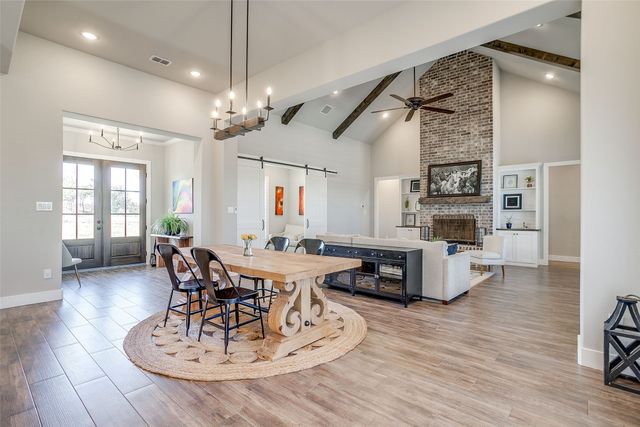 1005 Kingsley Court, Weatherford, TX 76087