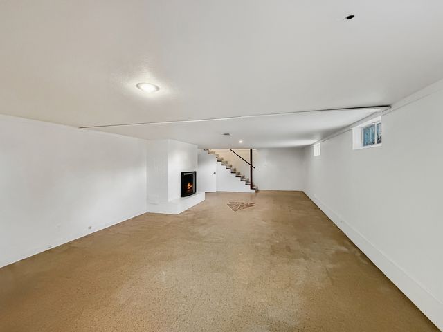 1734 W Stephenson Street, Freeport, IL 61032