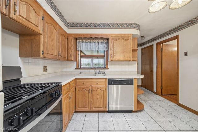 500 Forsythe Avenue, Girard, OH 44420