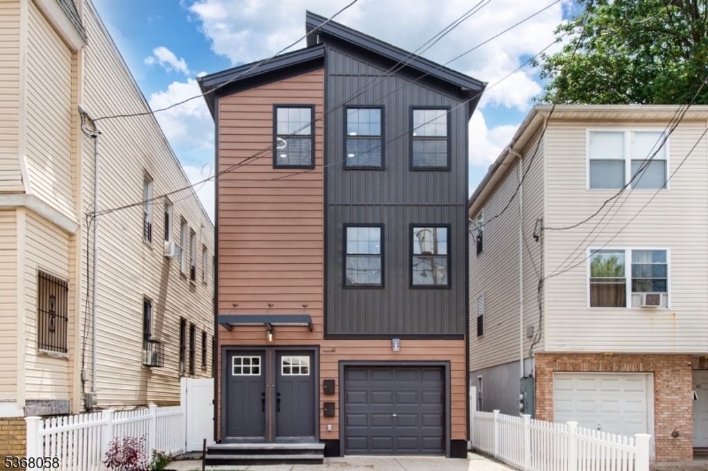 43 Tichenor Ter, Irvington Twp., NJ 07111