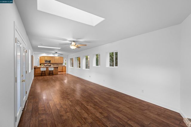 912 Brown St, Martinez, CA 94553