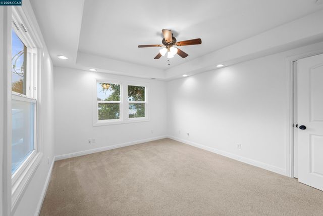 912 Brown St, Martinez, CA 94553