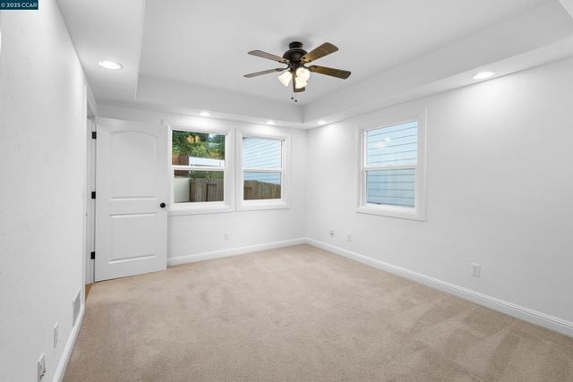 912 Brown St, Martinez, CA 94553