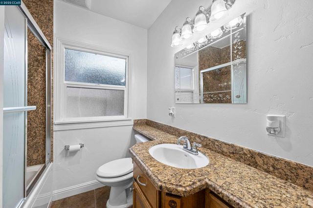 912 Brown St, Martinez, CA 94553