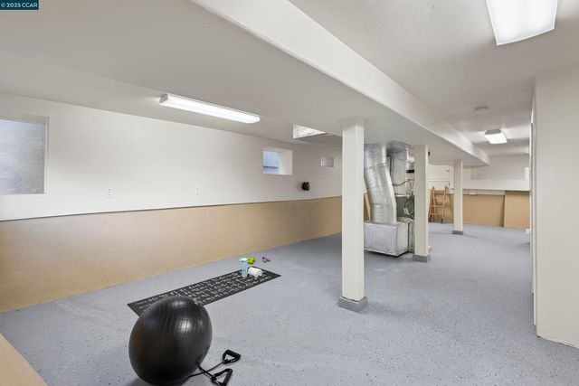 912 Brown St, Martinez, CA 94553