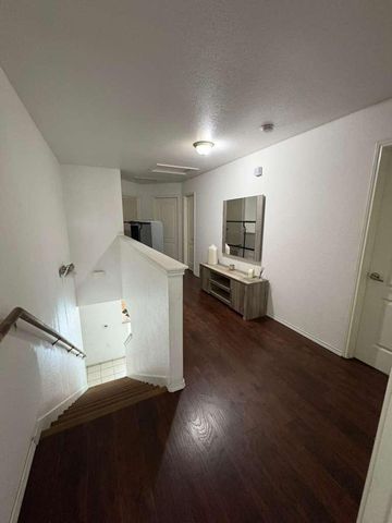 7301 Derby Downs DR, Austin, TX 78747