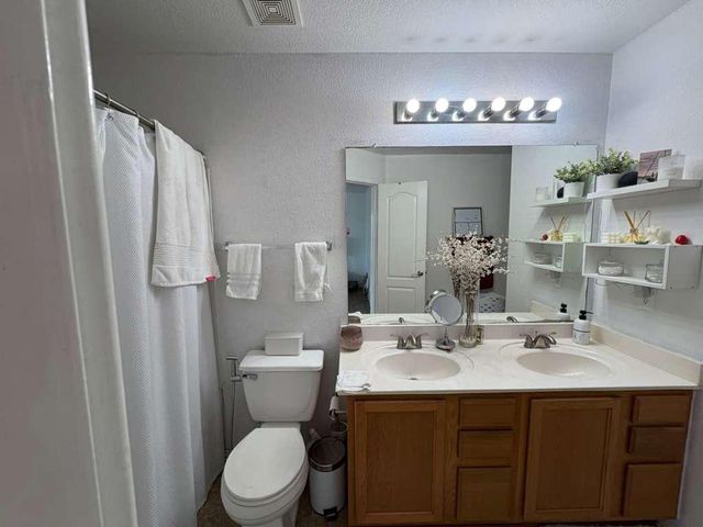 7301 Derby Downs DR, Austin, TX 78747