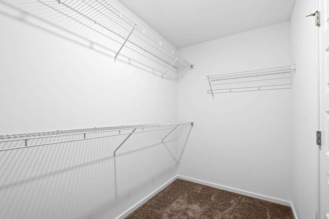 24814 E Coopers Hawk Ln, Liberty Lake, WA 99019