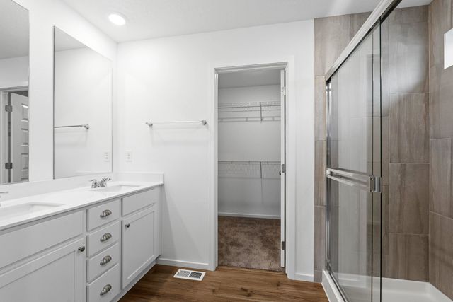 24814 E Coopers Hawk Ln, Liberty Lake, WA 99019