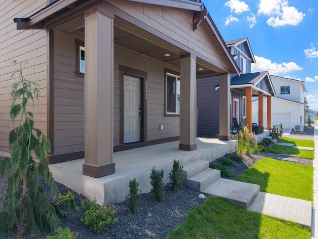 24814 E Coopers Hawk Ln, Liberty Lake, WA 99019