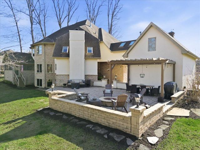 1030 Foy Court, Crown Point, IN 46307