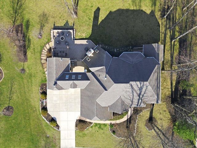 1030 Foy Court, Crown Point, IN 46307