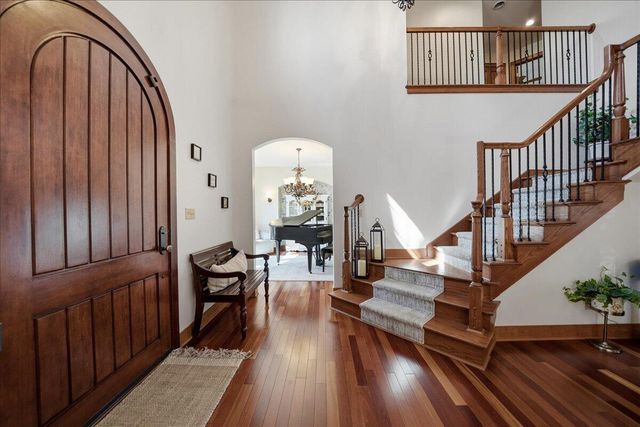 1030 Foy Court, Crown Point, IN 46307