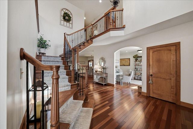1030 Foy Court, Crown Point, IN 46307
