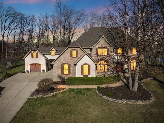 1030 Foy Court, Crown Point, IN 46307