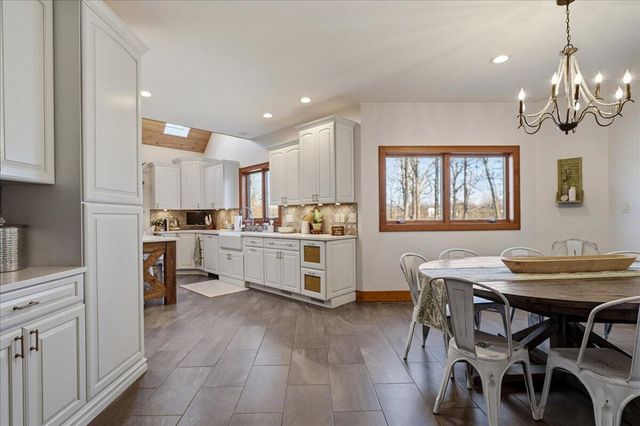 1030 Foy Court, Crown Point, IN 46307