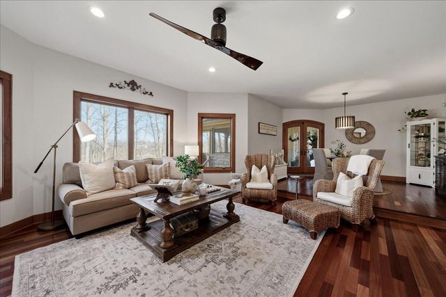 1030 Foy Court, Crown Point, IN 46307