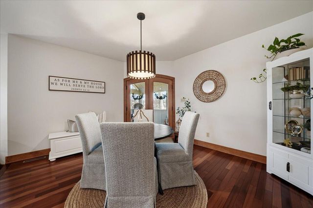 1030 Foy Court, Crown Point, IN 46307