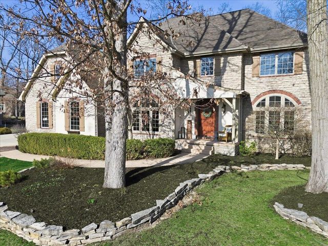 1030 Foy Court, Crown Point, IN 46307
