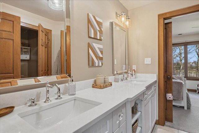 1030 Foy Court, Crown Point, IN 46307
