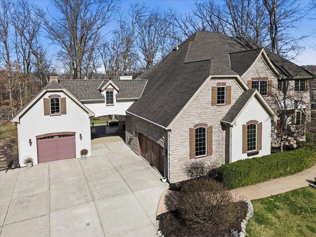 1030 Foy Court, Crown Point, IN 46307