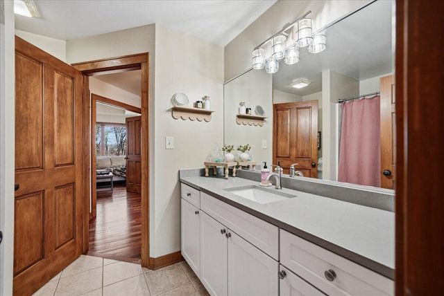 1030 Foy Court, Crown Point, IN 46307
