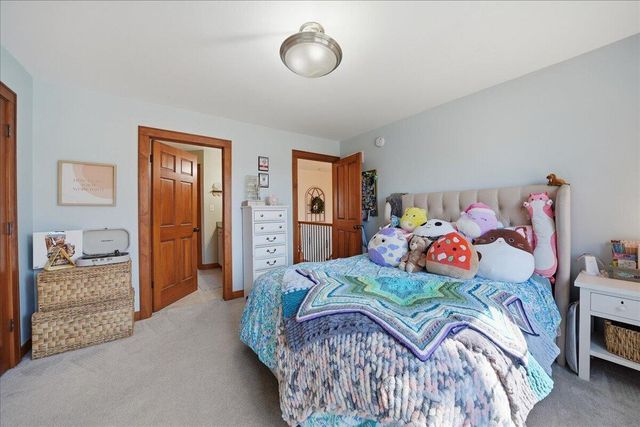 1030 Foy Court, Crown Point, IN 46307