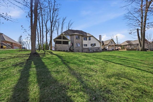 1030 Foy Court, Crown Point, IN 46307