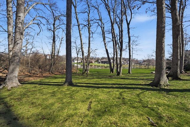1030 Foy Court, Crown Point, IN 46307