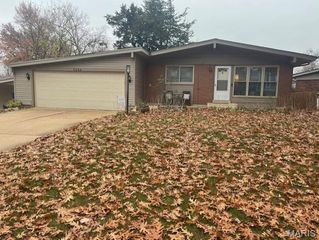1244 Capri Drive, Crestwood, MO 63126