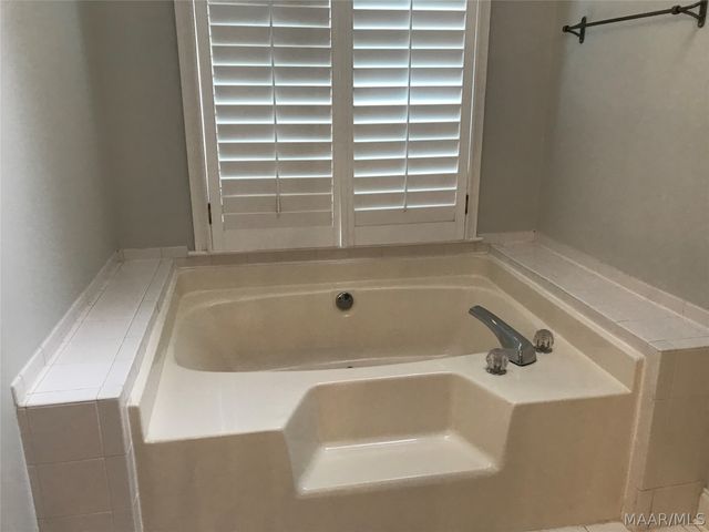 9418 HUNTINGDON Court, Montgomery, AL 36117