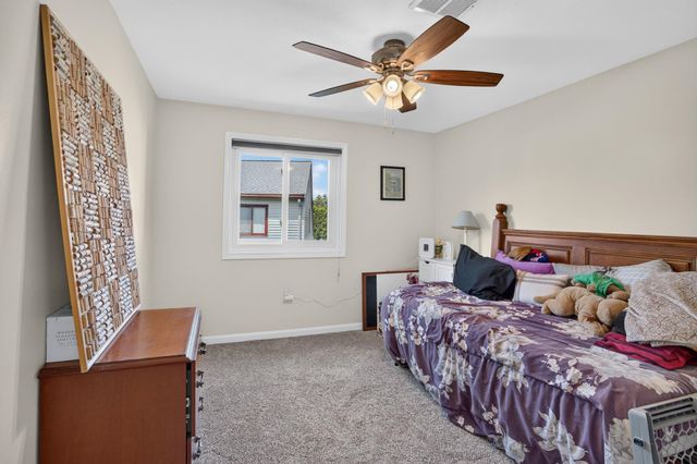 256 Stonebridge Drive, Nashua, NH 03063