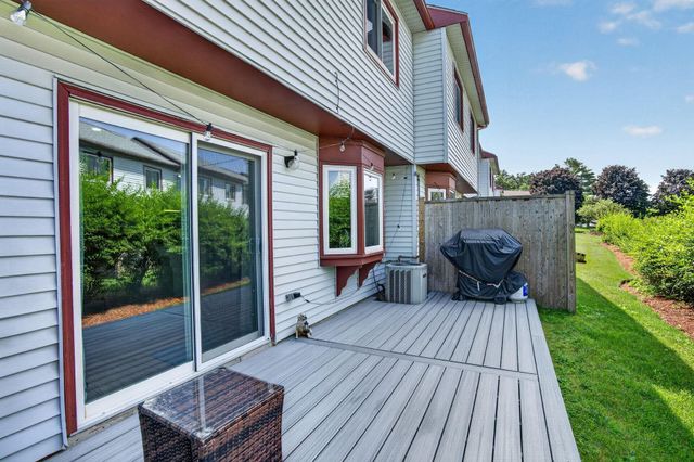 256 Stonebridge Drive, Nashua, NH 03063