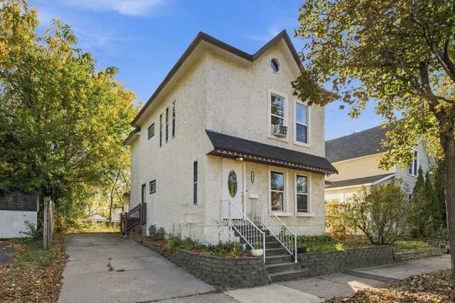 718 19th Avenue NE, Minneapolis, MN 55418