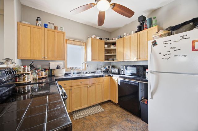718 19th Avenue NE, Minneapolis, MN 55418