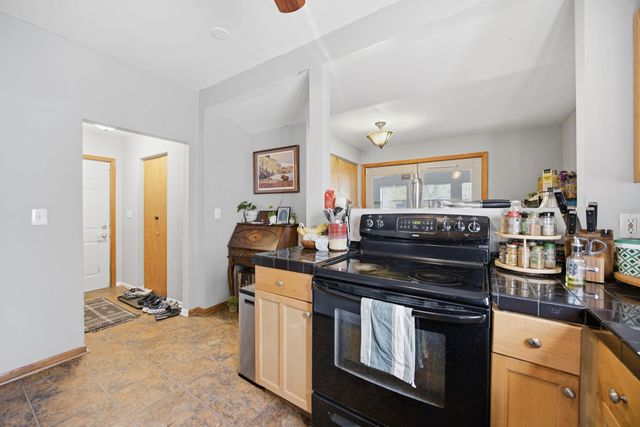 718 19th Avenue NE, Minneapolis, MN 55418